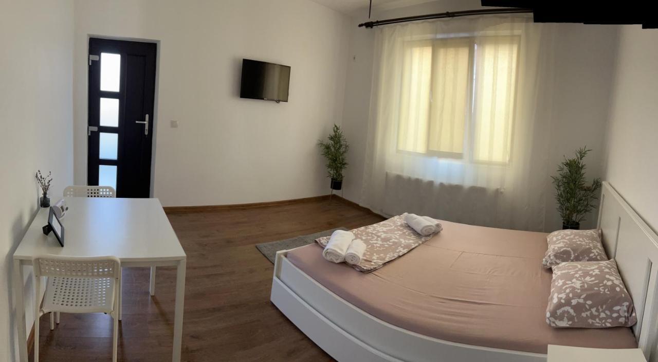 Vila Raa Husi מראה חיצוני תמונה